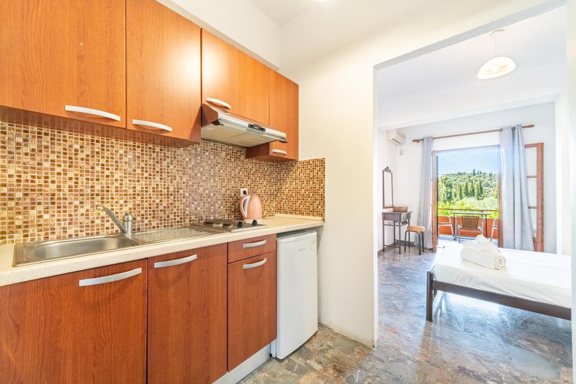 Arianna Studio Ground Floor 3 Палеокастрица Екстериор снимка