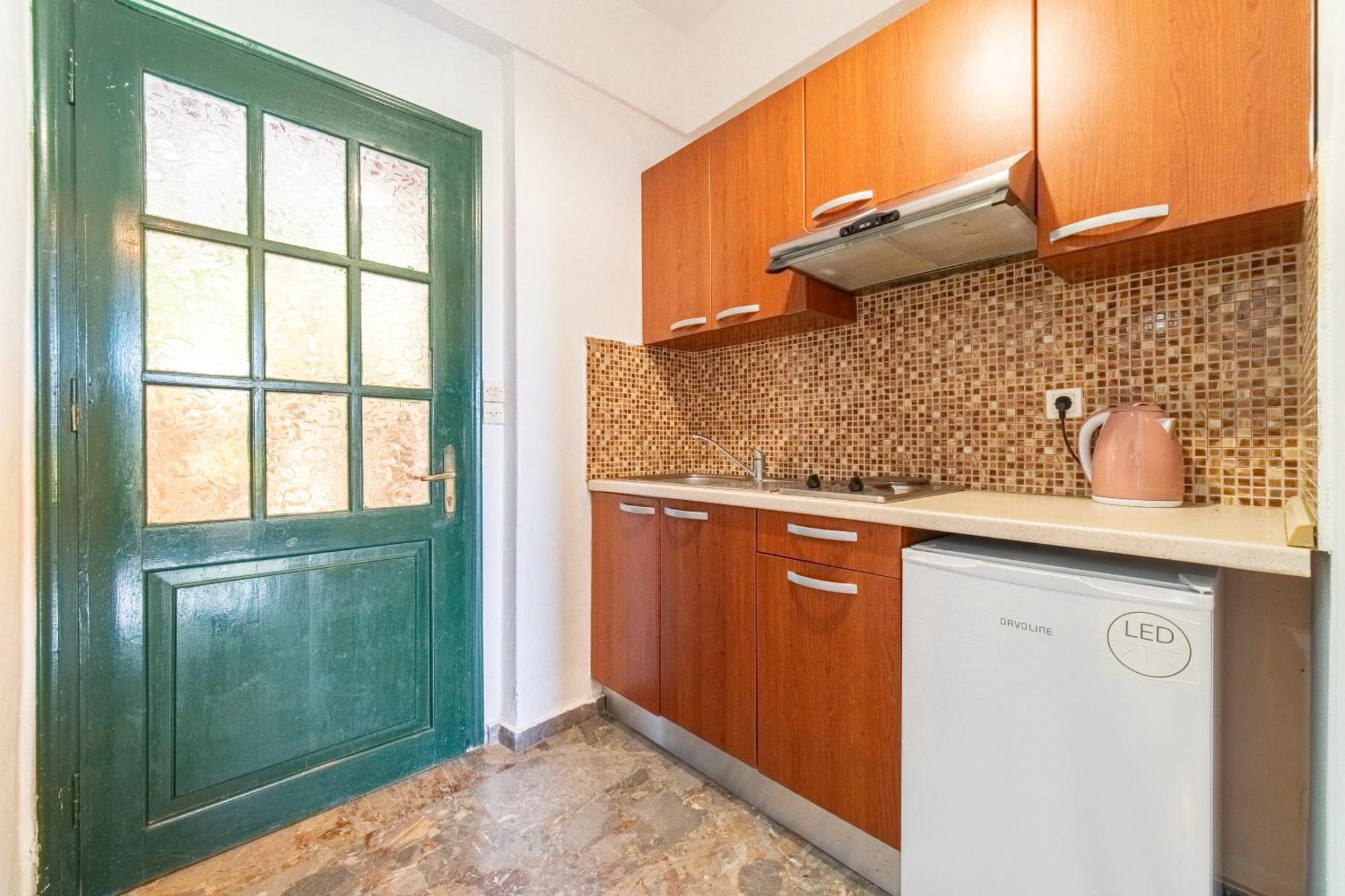 Arianna Studio Ground Floor 3 Палеокастрица Екстериор снимка