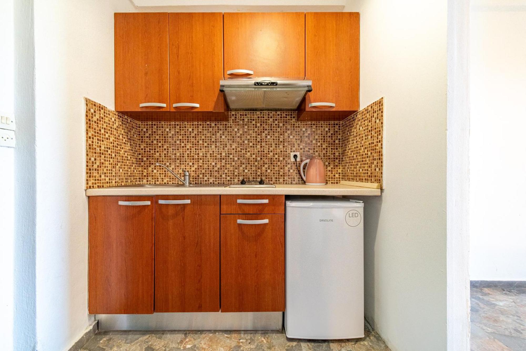 Arianna Studio Ground Floor 3 Палеокастрица Екстериор снимка